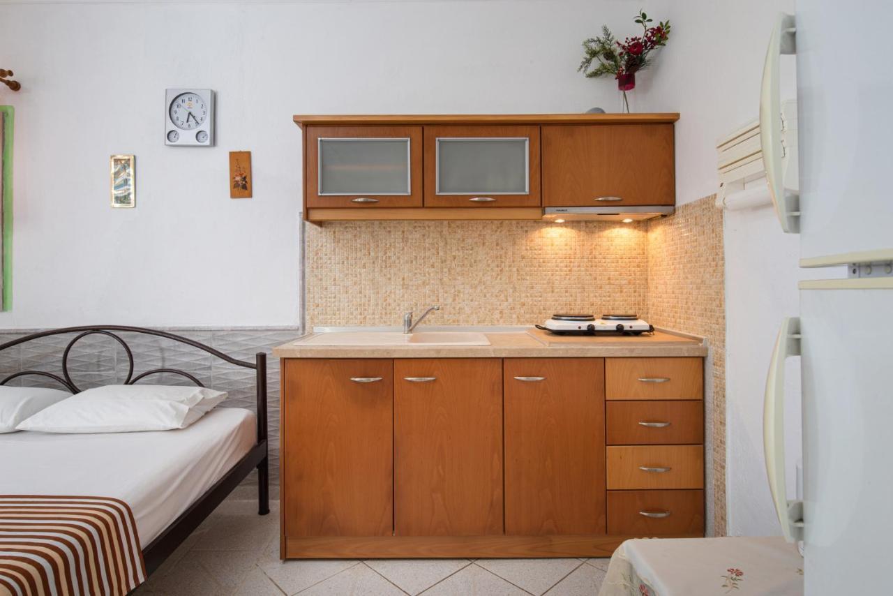 Agatha House Aparthotel Valtí Eksteriør bilde